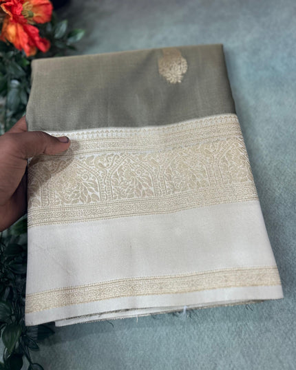 Light grey  small border soft-10 silk saree