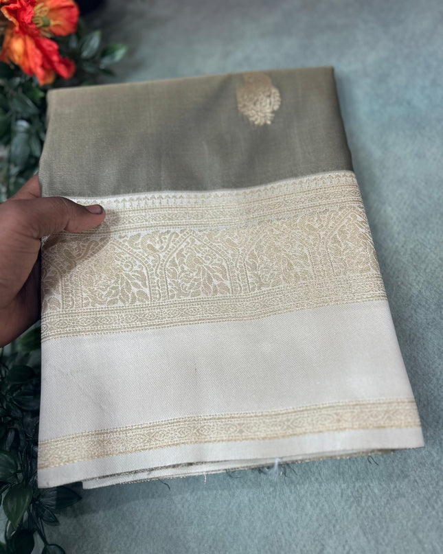 Light grey  small border soft-10 silk saree