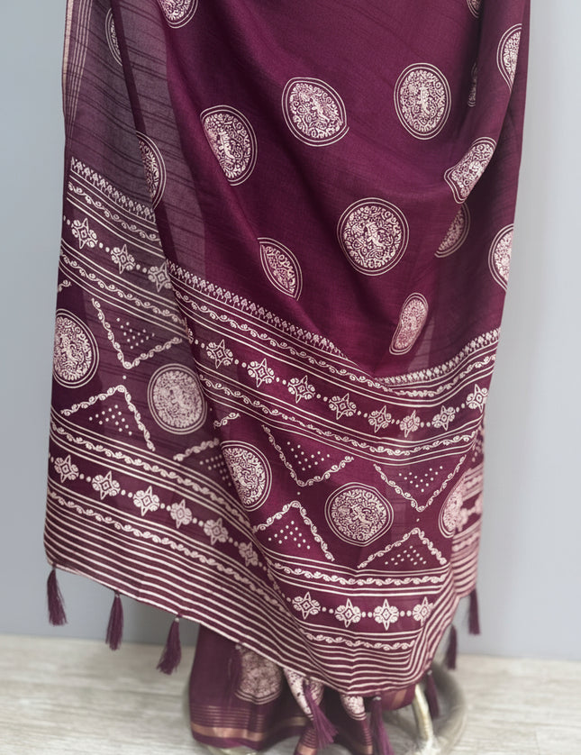 Magenta Traditional Design Semi Tussar 106 Saree